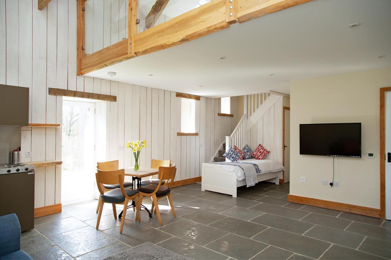 On The Brook Villa Bruton Exterior photo